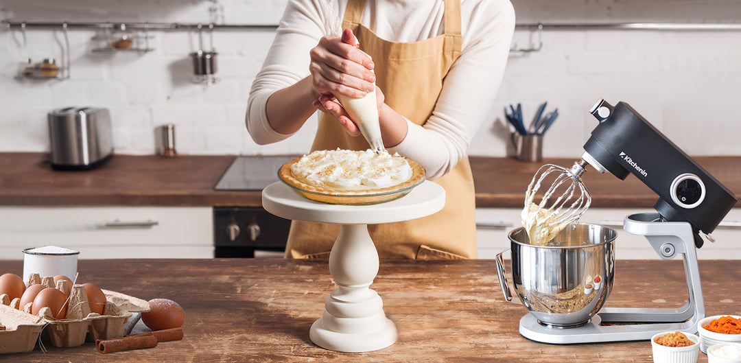 Master the Art of Cake Decorating Using a Stand Mixer: Step-by-Step Guide